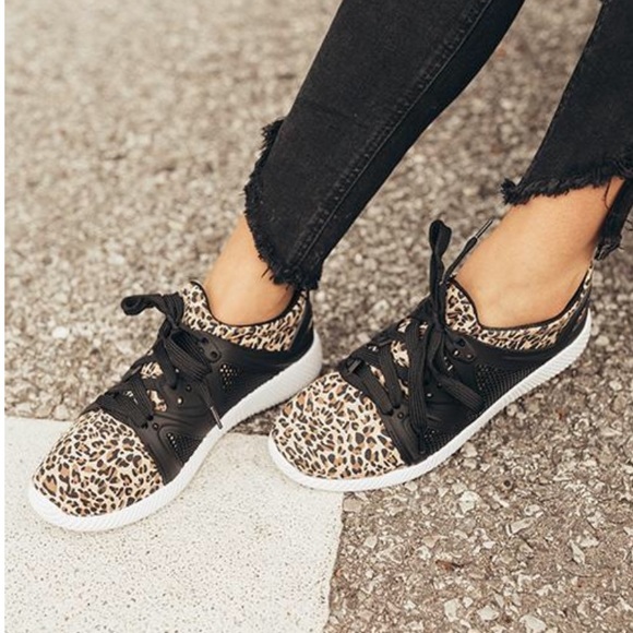 MEOW Sneakers - Picture 2 of 8